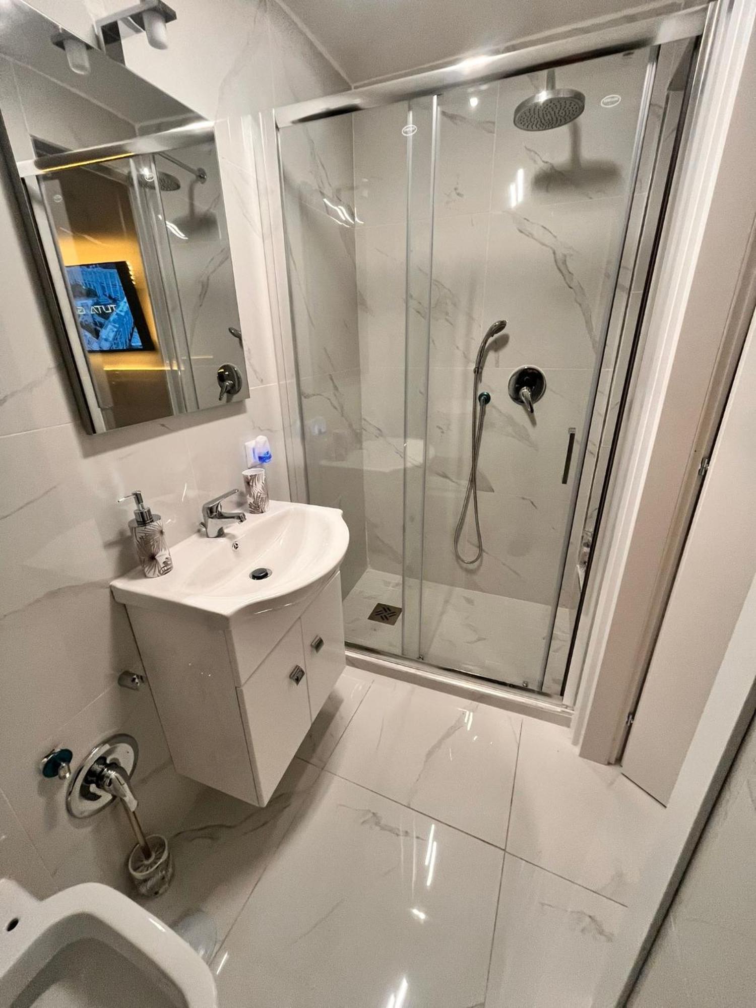 נאפולי Suite Luxury Toto מראה חיצוני תמונה